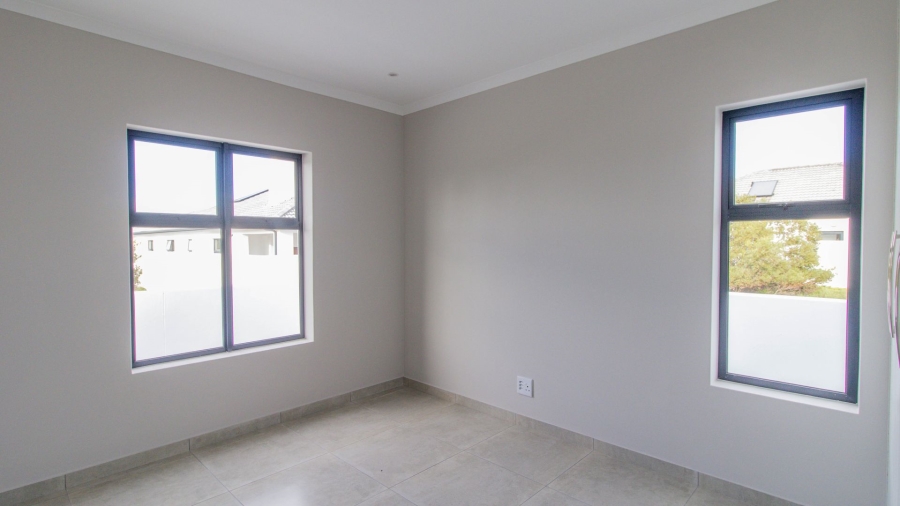 3 Bedroom Property for Sale in Shelley Point Western Cape